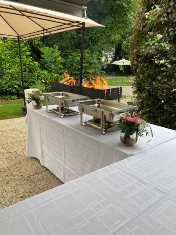 Logis Hotel & Restaurant - Le Manoir De Gavrelle Exterior photo